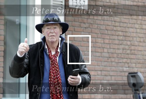 Amsterdam 26 september 2025
Peter faber wachtend op straat op een taxi.