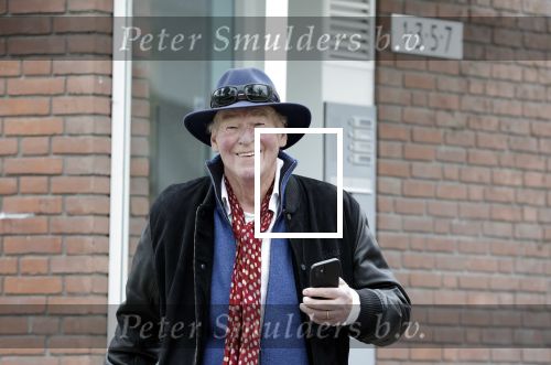 Amsterdam 26 september 2025
Peter faber wachtend op straat op een taxi.