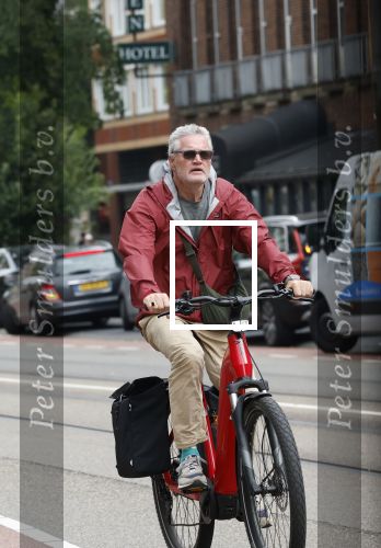 Amsterdam 1 september 2025
Porgy Franssen op de electrische fiets in Amsterdam zuid.