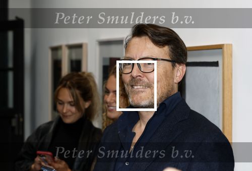 Amsterdam 18 september 2025
Prinses Eloise organiseert samen met Attire Amsterdam en My Lima Lima een modeshow . Haar ouders, Prins Constantijn en moeder Prinses Laurentien zijn natuurlijk aanwezig .