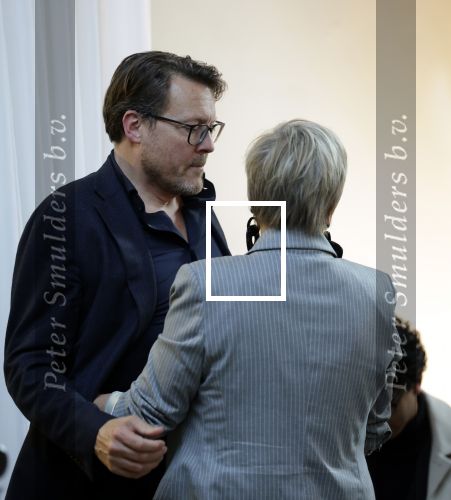 Amsterdam 18 september 2025
Prinses Eloise organiseert samen met Attire Amsterdam en My Lima Lima een modeshow . Haar ouders, Prins Constantijn en moeder Prinses Laurentien zijn natuurlijk aanwezig .