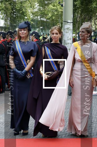 Den Haag 16 september 2025
Prinsjesdag 2025 met aanwezig namens de koninklijke familie , Koning Willem Alexander Koningin Maxima Prinses Amalia Prinses Alexia Prinses Ariane Prins Constantijn en Prinses Laurentien .