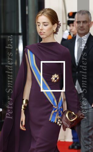 Den Haag 16 september 2025
Prinsjesdag 2025 met aanwezig namens de koninklijke familie , Koning Willem Alexander Koningin Maxima Prinses Amalia Prinses Alexia Prinses Ariane Prins Constantijn en Prinses Laurentien .