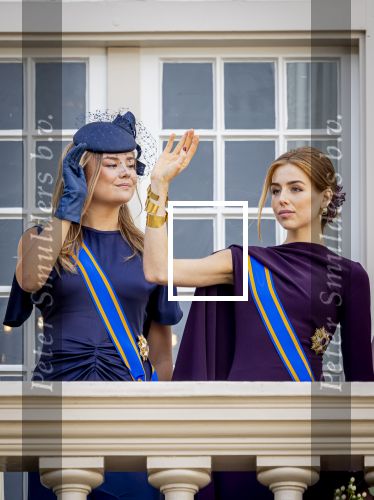 Den Haag 16 september 2025
Prinsjesdag 2025 met aanwezig namens de koninklijke familie , Koning Willem Alexander Koningin Maxima Prinses Amalia Prinses Alexia Prinses Ariane Prins Constantijn en Prinses Laurentien .