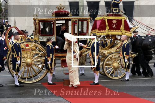Den Haag 16 september 2025
Prinsjesdag 2025 met aanwezig namens de koninklijke familie , Koning Willem Alexander Koningin Maxima Prinses Amalia Prinses Alexia Prinses Ariane Prins Constantijn en Prinses Laurentien .