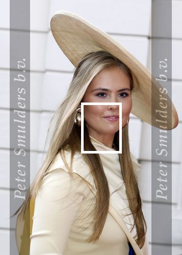 Den Haag 16 september 2025
Prinsjesdag 2025 met aanwezig namens de koninklijke familie , Koning Willem Alexander Koningin Maxima Prinses Amalia Prinses Alexia Prinses Ariane Prins Constantijn en Prinses Laurentien .