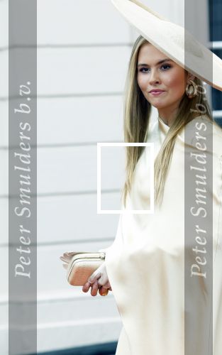 Den Haag 16 september 2025
Prinsjesdag 2025 met aanwezig namens de koninklijke familie , Koning Willem Alexander Koningin Maxima Prinses Amalia Prinses Alexia Prinses Ariane Prins Constantijn en Prinses Laurentien .