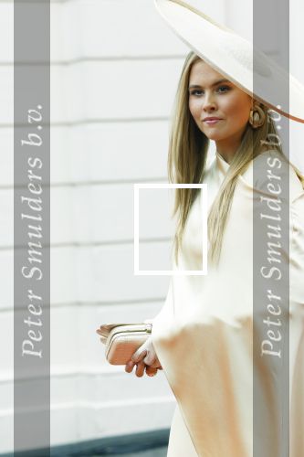 Den Haag 16 september 2025
Prinsjesdag 2025 met aanwezig namens de koninklijke familie , Koning Willem Alexander Koningin Maxima Prinses Amalia Prinses Alexia Prinses Ariane Prins Constantijn en Prinses Laurentien .