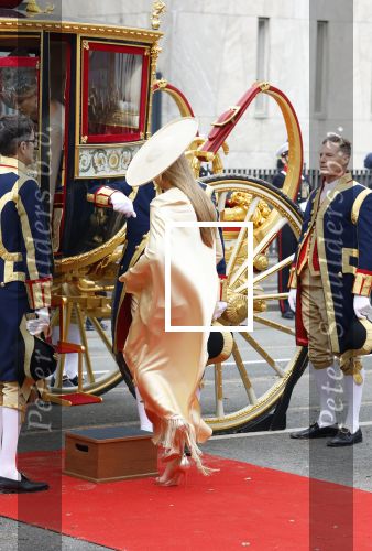 Den Haag 16 september 2025
Prinsjesdag 2025 met aanwezig namens de koninklijke familie , Koning Willem Alexander Koningin Maxima Prinses Amalia Prinses Alexia Prinses Ariane Prins Constantijn en Prinses Laurentien .