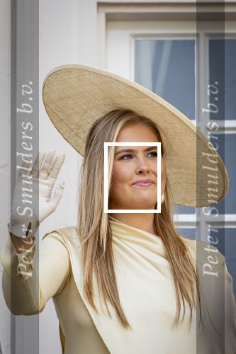 Den Haag 16 september 2025
Prinsjesdag 2025 met aanwezig namens de koninklijke familie , Koning Willem Alexander Koningin Maxima Prinses Amalia Prinses Alexia Prinses Ariane Prins Constantijn en Prinses Laurentien .