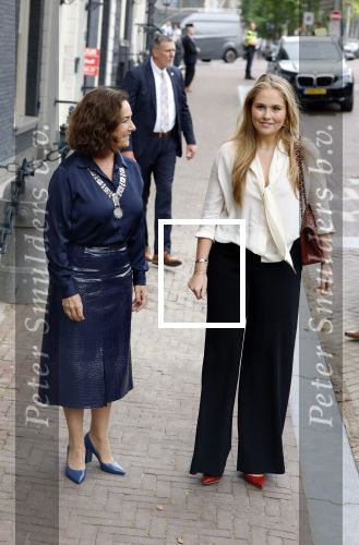 Amsterdam 10 september 2025
Prinses Amalia is uitgenodigd voor een  lunch in de ambtswoning van burgemeester Femke Halsema, waar zij een ontmoeting had met het gemeentebestuur van Amsterdam