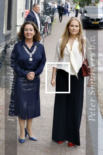 Amsterdam 10 september 2025
Prinses Amalia is uitgenodigd voor een  lunch in de ambtswoning van burgemeester Femke Halsema, waar zij een ontmoeting had met het gemeentebestuur van Amsterdam