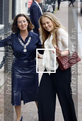 Amsterdam 10 september 2025
Prinses Amalia is uitgenodigd voor een  lunch in de ambtswoning van burgemeester Femke Halsema, waar zij een ontmoeting had met het gemeentebestuur van Amsterdam