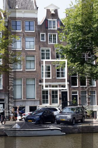 Amsterdam 14 augustus 2025
Bij het huis van prinses Amalia zijn nieuwe geavanceerde beveiligingscamera\'s opgehangen.