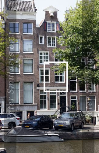 Amsterdam 14 augustus 2025
Bij het huis van prinses Amalia zijn nieuwe geavanceerde beveiligingscamera\'s opgehangen.