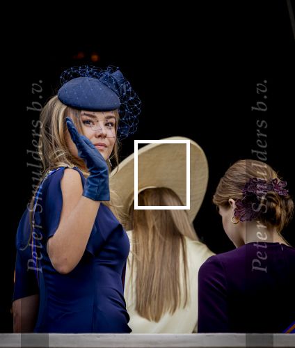 Den Haag 16 september 2025
Prinsjesdag 2025 met aanwezig namens de koninklijke familie , Koning Willem Alexander Koningin Maxima Prinses Amalia Prinses Alexia Prinses Ariane Prins Constantijn en Prinses Laurentien .