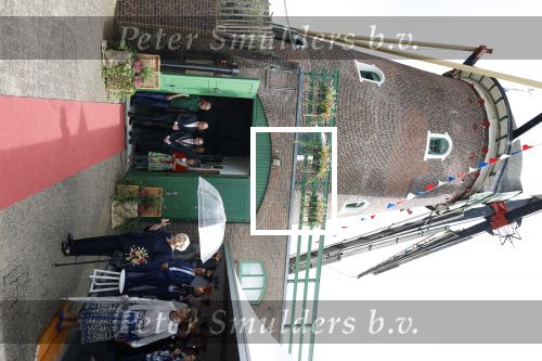Groesbeek, 12-09-2025 - Hare Koninklijke Hoogheid Prinses Beatrix heropent de gerestaureerde korenmolen De Zuidmolen in Groesbeek. Prinses Beatrix loopt met wandelstok.