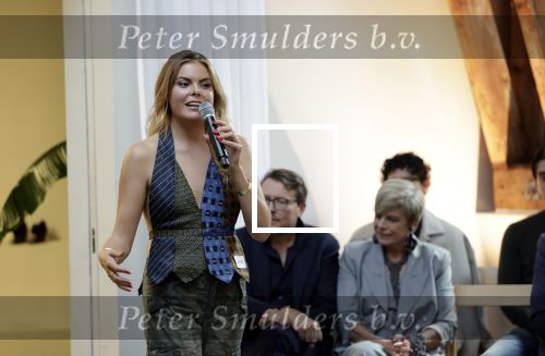 Amsterdam 18 september 2025
Prinses Eloise organiseert samen met Attire Amsterdam en My Lima Lima een modeshow . Haar ouders, Prins Constantijn en moeder Prinses Laurentien zijn natuurlijk aanwezig .