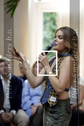 Amsterdam 18 september 2025
Prinses Eloise organiseert samen met Attire Amsterdam en My Lima Lima een modeshow . Haar ouders, Prins Constantijn en moeder Prinses Laurentien zijn natuurlijk aanwezig .