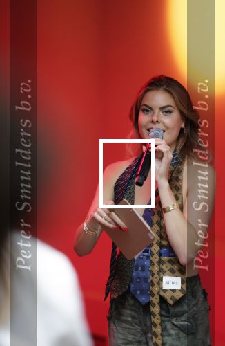 Amsterdam 18 september 2025
Prinses Eloise organiseert samen met Attire Amsterdam en My Lima Lima een modeshow . Haar ouders, Prins Constantijn en moeder Prinses Laurentien zijn natuurlijk aanwezig .