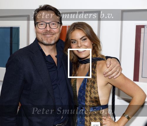 Amsterdam 18 september 2025
Prinses Eloise organiseert samen met Attire Amsterdam en My Lima Lima een modeshow . Haar ouders, Prins Constantijn en moeder Prinses Laurentien zijn natuurlijk aanwezig .