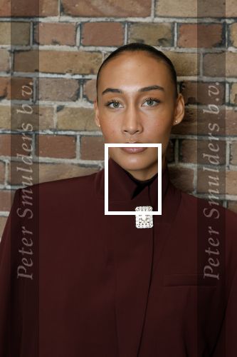 Amsterdam 18 september 2025
Prinses Eloise organiseert samen met Attire Amsterdam en My Lima Lima een modeshow . Haar ouders, Prins Constantijn en moeder Prinses Laurentien zijn natuurlijk aanwezig .