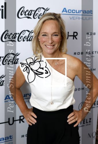 Amsterdam 18 september 2025
Prinses Eloise organiseert samen met Attire Amsterdam en My Lima Lima een modeshow . Haar ouders, Prins Constantijn en moeder Prinses Laurentien zijn natuurlijk aanwezig .