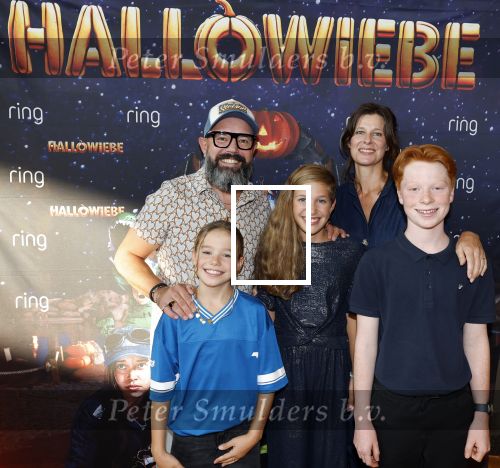 Utrecht 19 september 2025
Premiere Hallowiebe in Kinepolis. Ramon Brugman met partner Nijke en hun kinderen Sepp, Reza en Miya