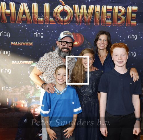 Utrecht 19 september 2025
Premiere Hallowiebe in Kinepolis. Ramon Brugman met partner Nijke en hun kinderen Sepp, Reza en Miya