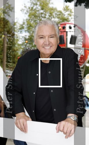 Kaatsheuvel 8 september 2025
Persevent van de Gi-Ga Gantische Kerstshow in de efteling met oa Rene Froger Gert Verhulst Kabouter Plop K3 en Marie Verhulst .