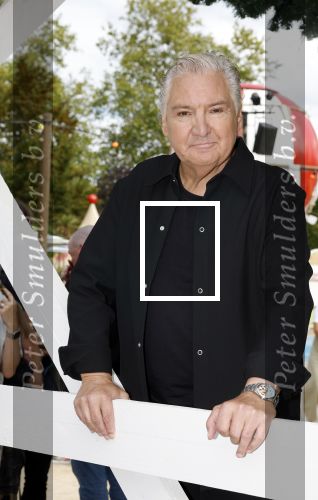 Kaatsheuvel 8 september 2025
Persevent van de Gi-Ga Gantische Kerstshow in de efteling met oa Rene Froger Gert Verhulst Kabouter Plop K3 en Marie Verhulst .