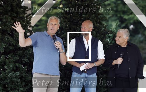 Kaatsheuvel 8 september 2025
Persevent van de Gi-Ga Gantische Kerstshow in de efteling met oa Rene Froger Gert Verhulst Kabouter Plop K3 en Marie Verhulst . Koen Sanders