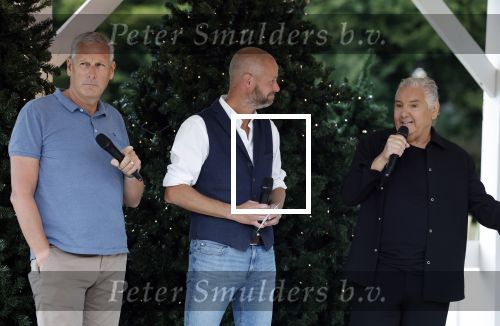 Kaatsheuvel 8 september 2025
Persevent van de Gi-Ga Gantische Kerstshow in de efteling met oa Rene Froger Gert Verhulst Kabouter Plop K3 en Marie Verhulst . Koen Sanders