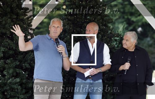 Kaatsheuvel 8 september 2025
Persevent van de Gi-Ga Gantische Kerstshow in de efteling met oa Rene Froger Gert Verhulst Kabouter Plop K3 en Marie Verhulst . Koen Sanders