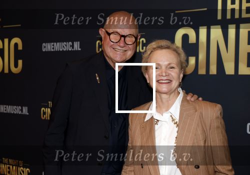 Amsterdam 12 september 2025
Uitreiking Cinemusic Rembrandt Oeuvre Award - tijdens The Night Of Cinemusic in het Concertgebouw. Jeroen Krabbe krijgt Ouvre prijs uit handen van Rene Mioch . Renee Soutendijk kwam met man Thed Lensen