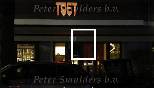 Amsterdam 11 september 2025
Linda de Mol Jeroen Rietbergen Noa Vahle Julian Vahle en zijn vriendin Chelsea Weimar zijn gezellig uitetetn in de nieuwe Hotspot van Amsterdam Restaurant Toet . Ook Ruud Gullit en zijn vriendin Karin de Rooij waren aanwezig .