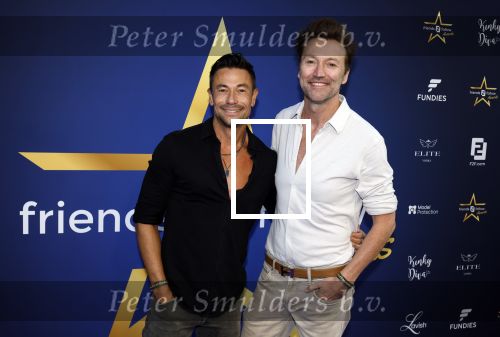 Amsterdam 1 september 2025
F2F feestje in Tuschinski . Robin Pors met partner