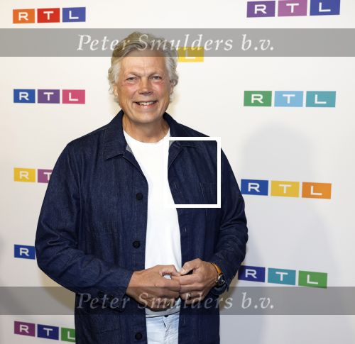 Hilversum 27 augustus 2025
De deelnemers van Expeditie Robinson 2025 zijn Nordin Besling
Matyas Bittenbinder
Demi de Boer
Yesim Candan

Vincent Croiset
Roos Dickmann
Koen Pieter van Dijk
Kevin Hassing
Roelof Hemmen
Camiel Kesbeke
Twan Kuyper
Amije Roos van der Laan
Stefania Liberakakis
Robin Martens
Churandy Martina
Florentien van der Meulen
Linda Wagenmakers
Marieke Westenenk
Lies Zhara
De presentatie is in handen van Nicolette Kluijver en Edson da Graca