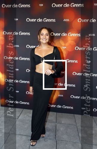 Amsterdam 26 augustus 2025
Premiere over de Grens in het vondelpark . De cast bestaat uit Manuel Broekman Jasmine Sendar Nienke Plas Vincent Banic en Elisabeth Puglia. Rowenna v d Linden