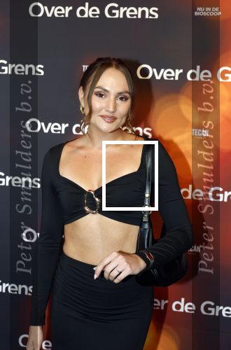 Amsterdam 26 augustus 2025
Premiere over de Grens in het vondelpark . De cast bestaat uit Manuel Broekman Jasmine Sendar Nienke Plas Vincent Banic en Elisabeth Puglia. Rowenna v d Linden