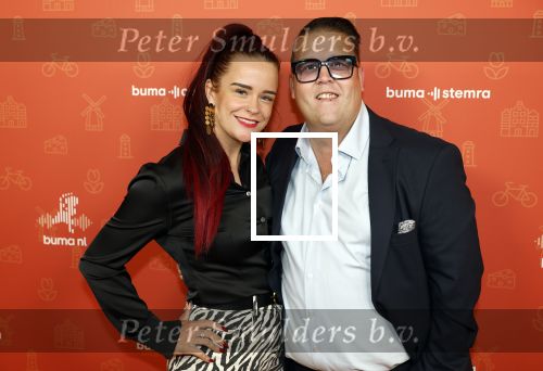 Tilburg 29 september 2025
Buma prijzen worden uitgereikt in 013 in Tilburg . Rutger v Barneveld kwam met zijn vrouw