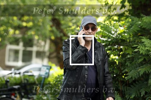 Amsterdam 23 september 2025
Ruud Hendriks bellend op straat in Amsterdam