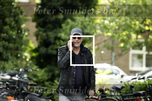 Amsterdam 23 september 2025
Ruud Hendriks bellend op straat in Amsterdam