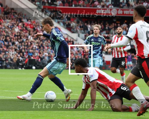 Eindhoven, 21 September 2025
PSV-AJAX, Eindstand 2-2
Kompetitie seizoen 2025-2026
Ryan Flamingo