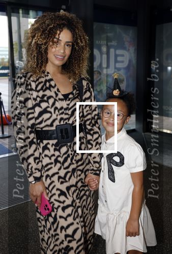 Utrecht 19 september 2025
Premiere Hallowiebe in Kinepolis. Sharon Doorson  met haar dochter