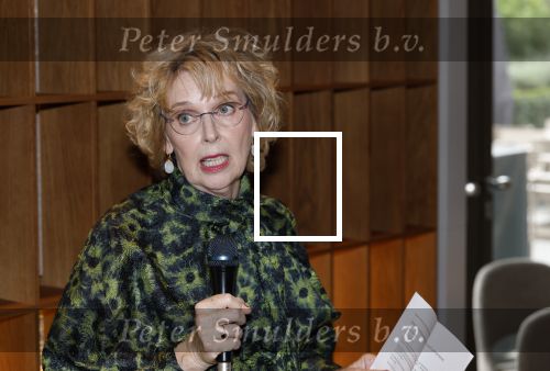 Amsterdam 26 september 2025
Boekpresentatie Simone v d Ende in restaurant Rijks . Chantal Janzen ontvangt het eerste boek .