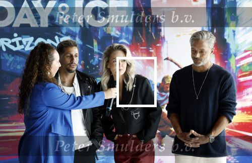 Amsterdam 2 september 2025
Presentatie Holiday on ice met Sita Vermeulen Tommie Christiaan en Jody Bernal. Presentatie was in het double tree hotel.