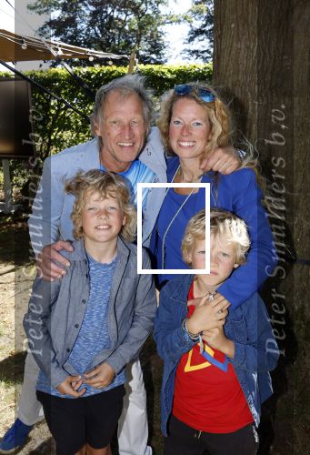 Oldehoktwolde 7 september 2025
opening FilmKerk Wolvega door oa  Steven de Jong Syb v d Ploeg Tatum Dagelet en Sylvana IJsselmuiden . Steven de Jong met zijn vrouw en kinderen