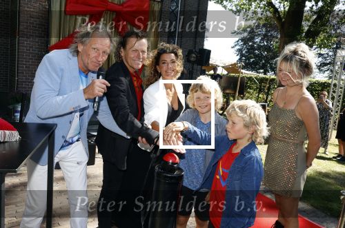 Oldehoktwolde 7 september 2025
opening FilmKerk Wolvega door oa  Steven de Jong Syb v d Ploeg Tatum Dagelet en Sylvana IJsselmuiden .
