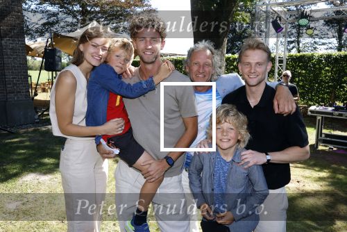 Oldehoktwolde 7 september 2025
opening FilmKerk Wolvega door oa  Steven de Jong Syb v d Ploeg Tatum Dagelet en Sylvana IJsselmuiden . Steven de Jong met zoons en dochter